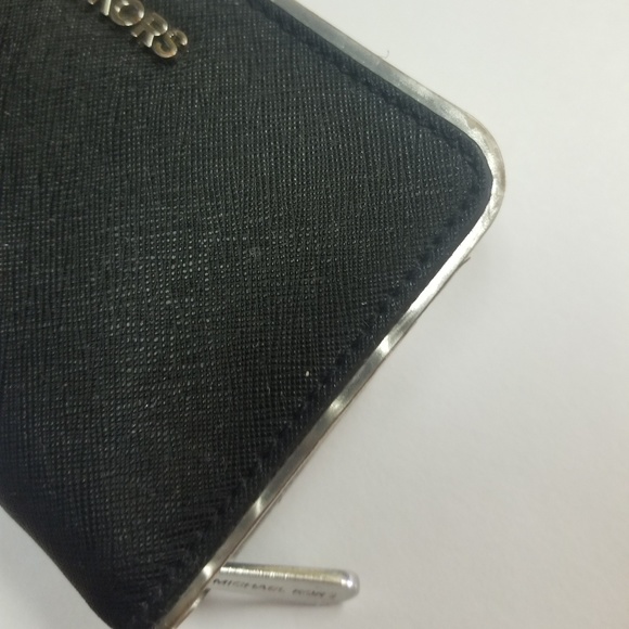 Michael Kors black Specchio wristlet - Picture 5 of 5